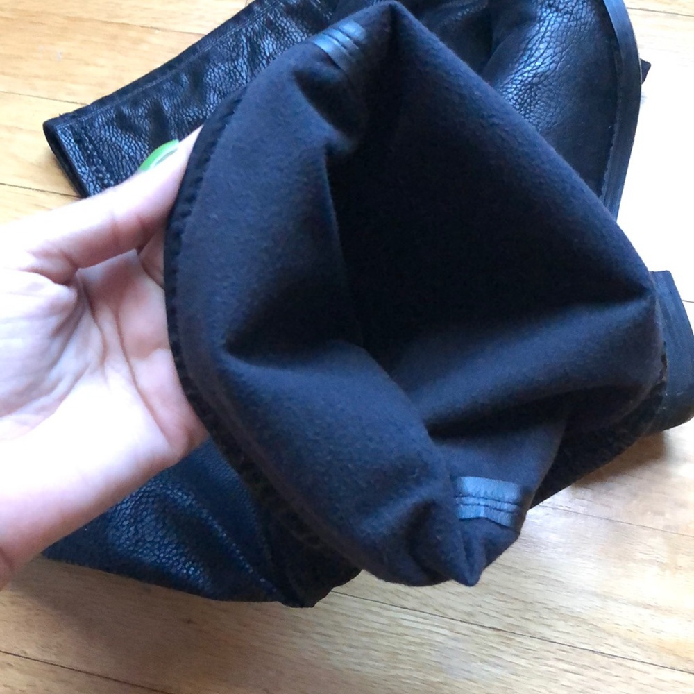 Thigh high suede boots! - Picture 5 of 6